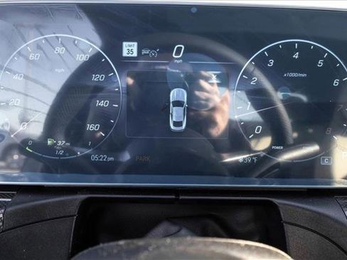 New 2026 Mercedes-Benz CLE 300 4MATIC Coupe image 17