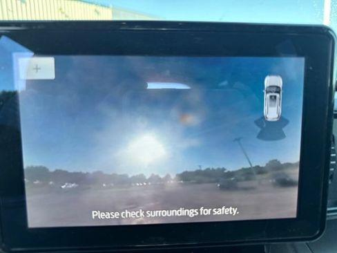 Used 2022 Ford Explorer XLT RWD image 9