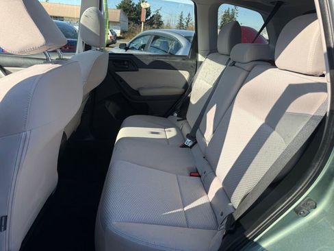 Used 2016 Subaru Forester 2.5i Premium w/ All-Weather Package image 9