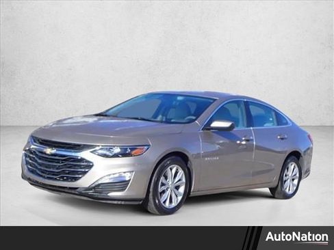 Used 2025 Chevrolet Malibu LT image 1
