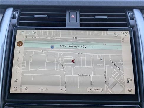 New 2025 Land Rover Discovery Dynamic SE image 14