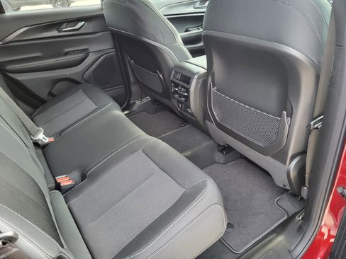 New 2025 Jeep Grand Cherokee Laredo X w/ Luxury Tech Group I image 11