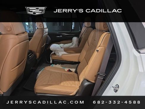 Certified 2023 Cadillac Escalade Premium Luxury w/ Performance Package image 14