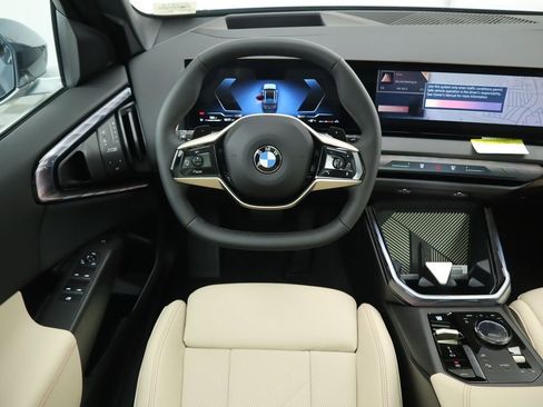 Certified 2025 BMW X3 xDrive30i w/ Premium Package image 10