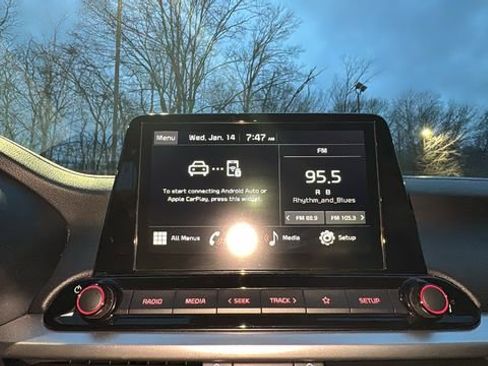 Used 2024 Kia Forte LXS image 16