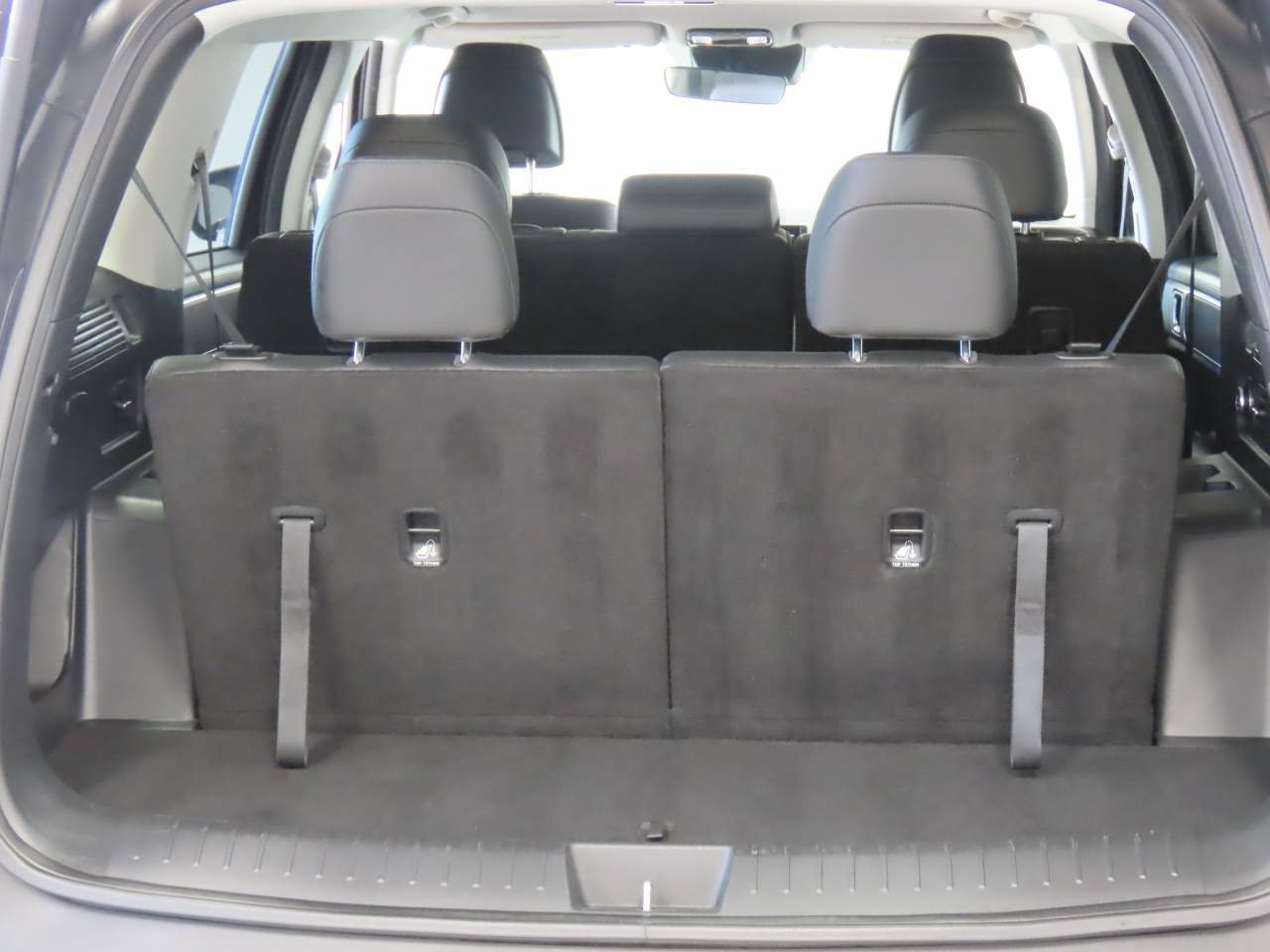 Used 2025 Hyundai Santa Fe SEL AWD/4WD image 17