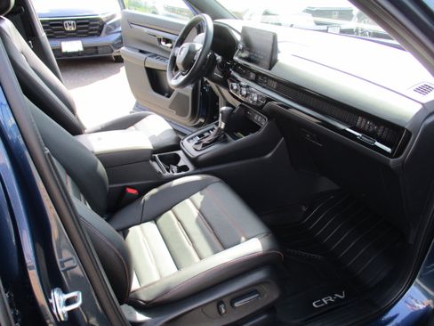 Certified 2025 Honda CR-V Sport Touring image 16