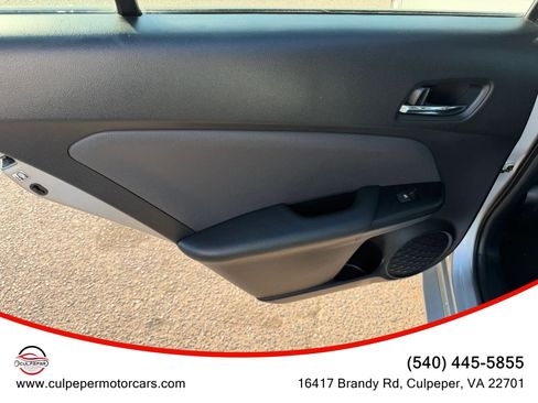 Used 2016 Toyota Prius Two FWD image 10
