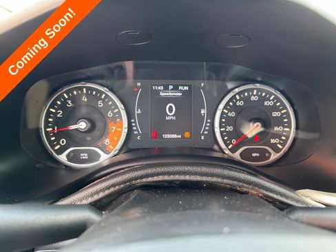 Used 2017 Jeep Renegade Sport w/ Power & Air Group AWD/4WD image 20