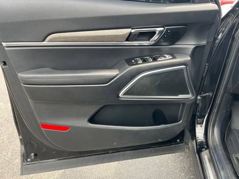 Certified 2022 Kia Telluride SX w/ SX Prestige Package AWD/4WD image 29