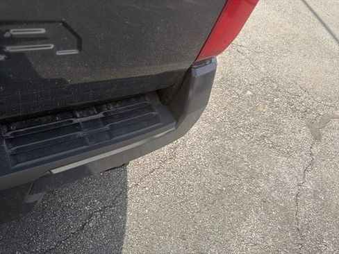 Used 2024 Toyota Tacoma TRD Off-Road image 10