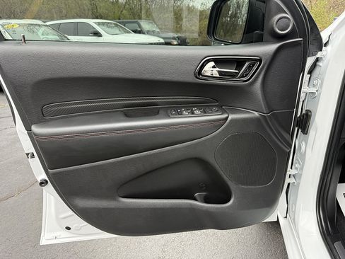 Used 2025 Dodge Durango GT image 11