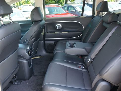 New 2026 Hyundai Ioniq 9 SEL image 17