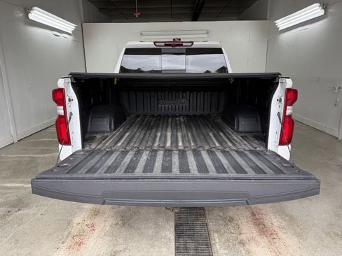 Used 2022 Chevrolet Silverado 1500 High Country w/ High Country Premium Package image 7