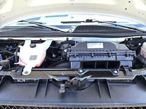 Used 2022 Chevrolet Express 2500 w/ Driver Convenience Package RWD image 15