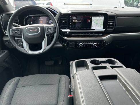 Used 2026 GMC Sierra 1500 Elevation w/ Elevation Select Package AWD/4WD image 10