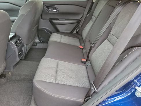 Used 2024 Nissan Rogue SV AWD/4WD image 14