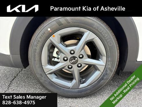New 2026 Kia K4 FWD image 30