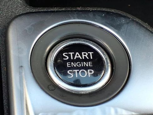 Used 2021 Nissan Sentra SV image 24