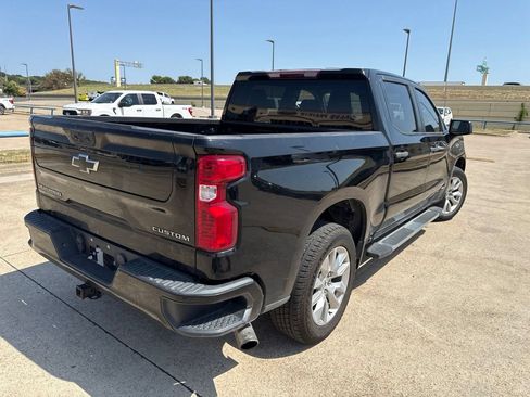Used 2022 Chevrolet Silverado 1500 Custom RWD image 9