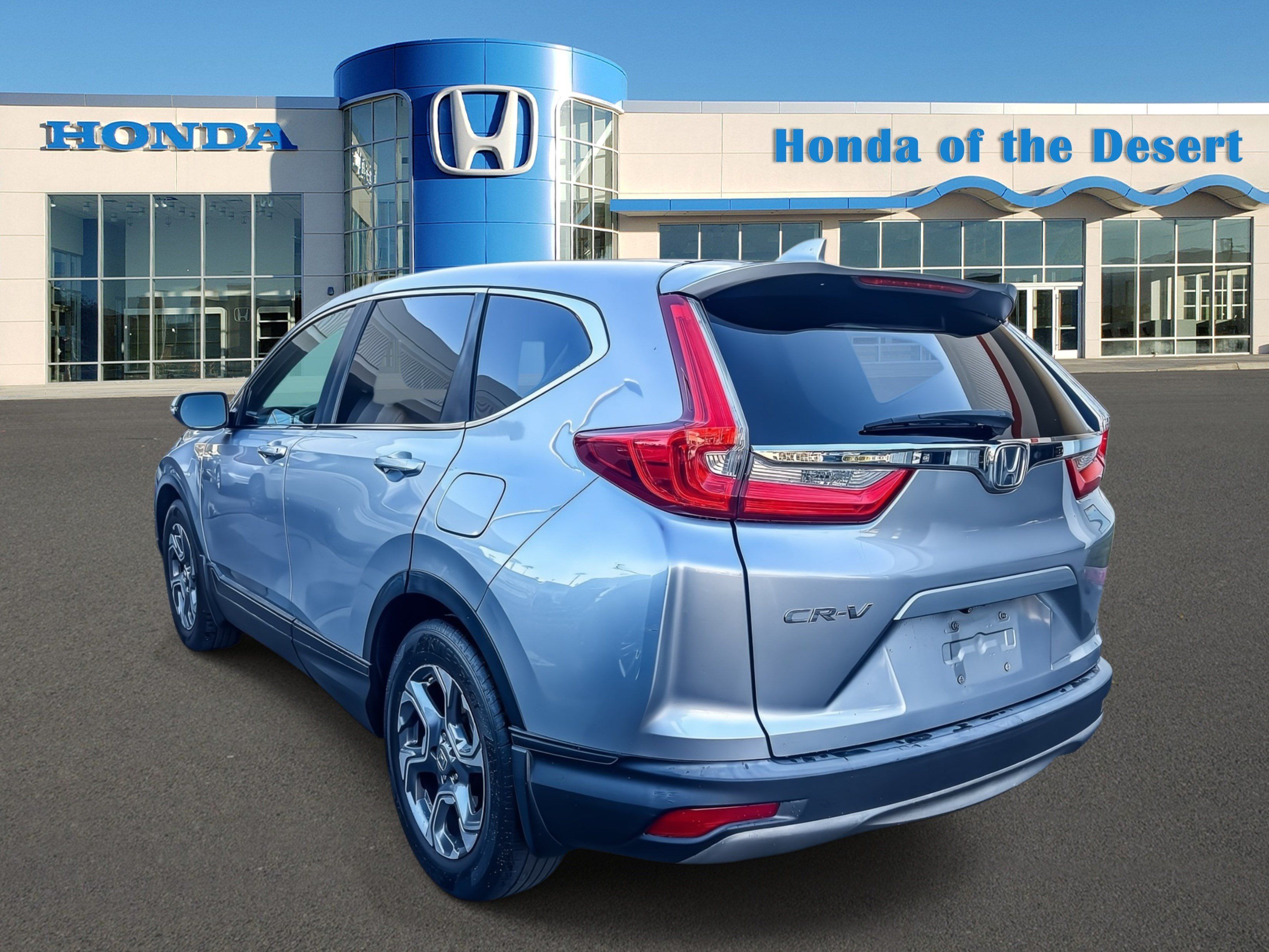 Used 2018 Honda CR-V EX image 3