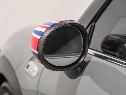 Used 2020 MINI Cooper S image 31