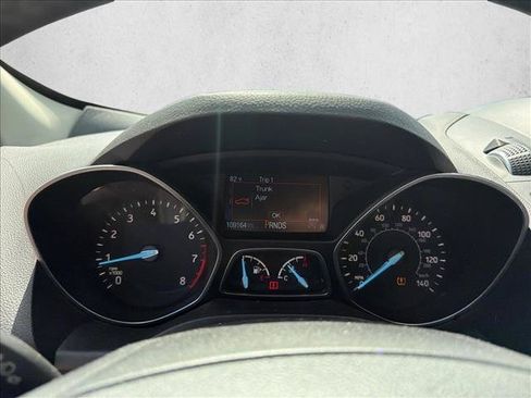 Used 2017 Ford Escape Titanium FWD image 11