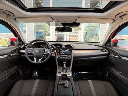 Used 2019 Honda Civic EX image 24