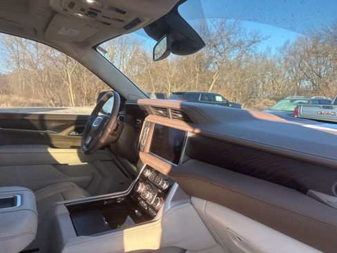 Certified 2023 GMC Yukon Denali image 15