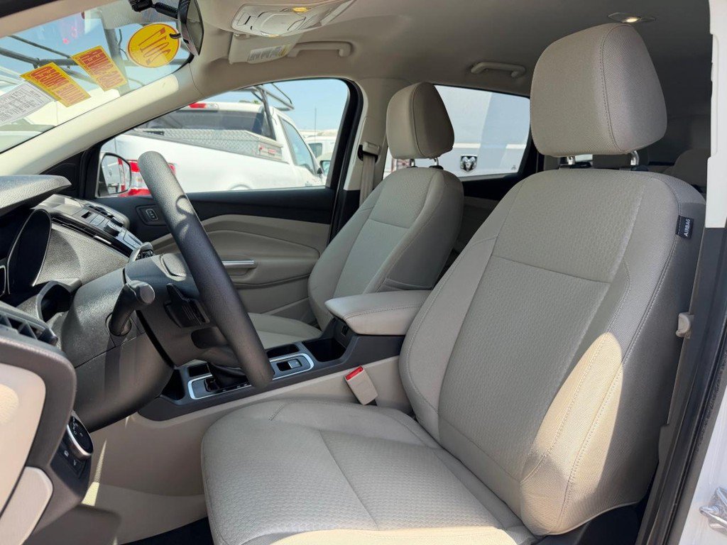 Used 2017 Ford Escape SE AWD/4WD image 18