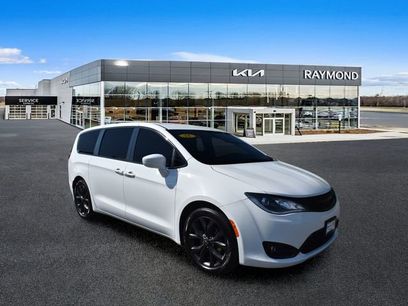 Used 2018 Chrysler Pacifica Touring Plus w/ S Appearance Package