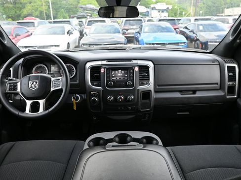 Used 2024 RAM 1500 Classic Warlock RWD image 18