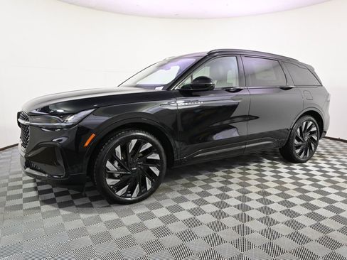 New 2026 Lincoln Nautilus Reserve image 2