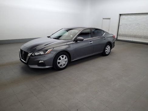 Used 2020 Nissan Altima 2.5 S FWD image 2