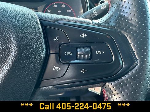 Used 2025 Chevrolet Trax RS w/ Driver Confidence Package image 14