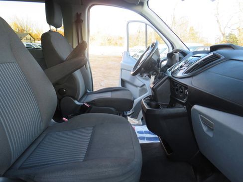 Used 2017 Ford Transit 350 XLT RWD image 21