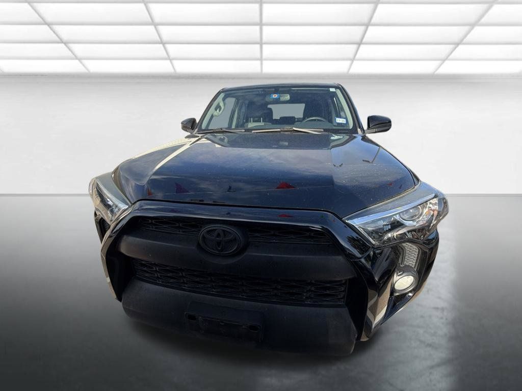 Used 2016 Toyota 4Runner SR5 AWD/4WD image 6