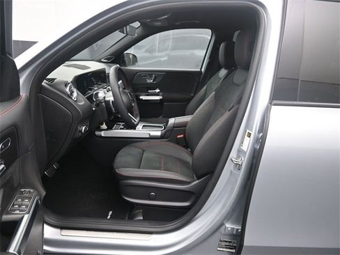 New 2024 Mercedes-Benz GLB 250 image 19