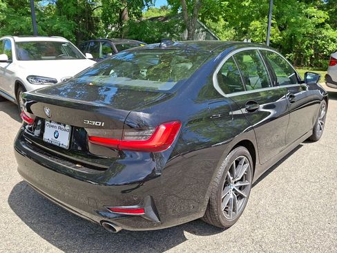 Used 2021 BMW 330i xDrive Sedan w/ Premium Package AWD/4WD image 6