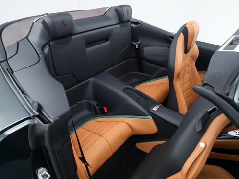 Certified 2025 Ferrari Roma Spider RWD image 24