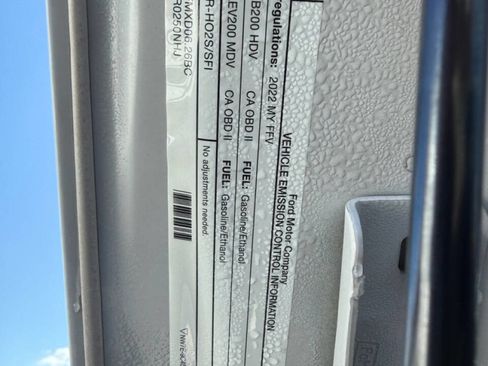 Used 2022 Ford F250 XL w/ Power Equipment Group image 12