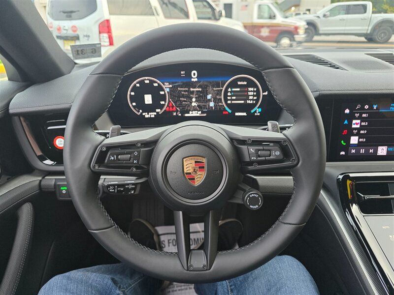 Used 2026 Porsche Panamera 4 AWD/4WD image 10