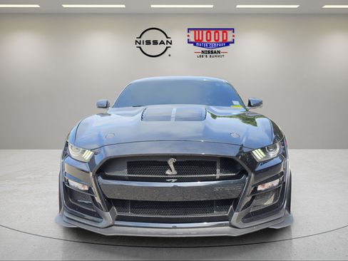 Used 2020 Ford Mustang Shelby GT500 w/ Technology Package RWD image 6