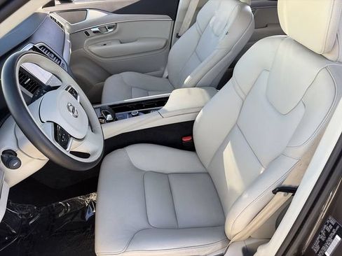 Used 2023 Volvo XC90 B5 Core w/ Protection Package Premier AWD/4WD image 20