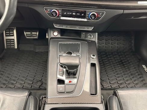 Used 2019 Audi SQ5 Premium Plus w/ Premium Plus Package image 17