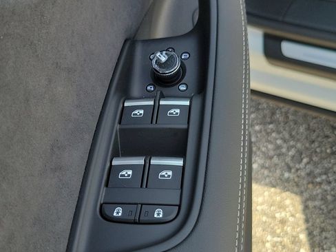 New 2026 Audi SQ8 Premium Plus AWD/4WD image 20