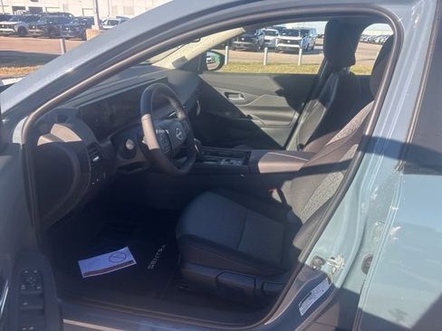 New 2026 Nissan Sentra SV w/ SV Convenience Package FWD image 8
