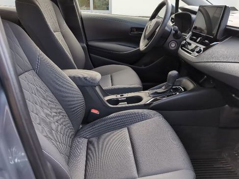 Used 2025 Toyota Corolla LE image 26