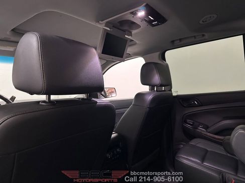 Used 2019 Chevrolet Suburban LT image 52