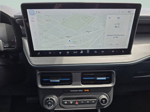 New 2025 Ford Maverick Lobo image 9